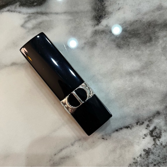 Dior - Rouge Dior Matte Lipstick Color 884 Celebre 0.12 Oz - Picture 2 of 5